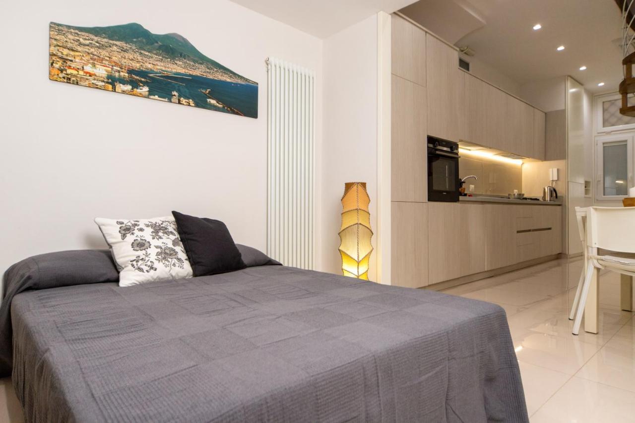 Centro Storico - Casa Con Wi-Fi E 4 Posti Letto In Via Dei Tribunali Appartement Napels Buitenkant foto